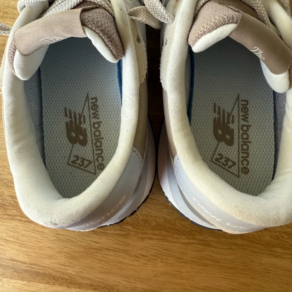 New Balance Women's Beige and White Sneakers - Picture 13 of 15